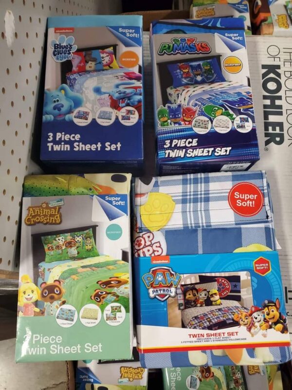 Character Bedding Sets pallet